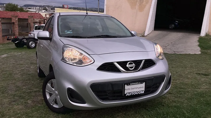 Nissan March 2022