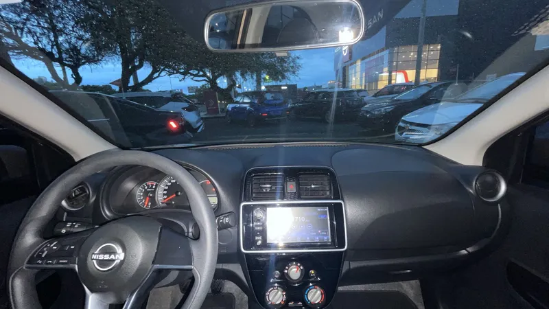 Nissan March 2022