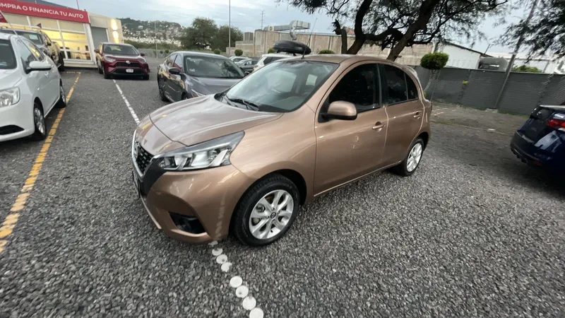 Nissan March 2022