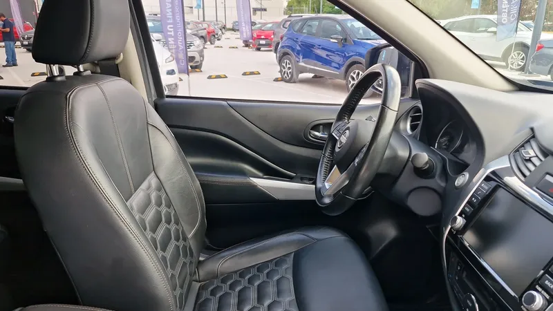 Nissan Frontier 2023