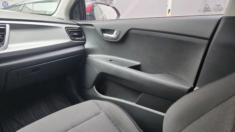 Kia Rio Sedan 2023