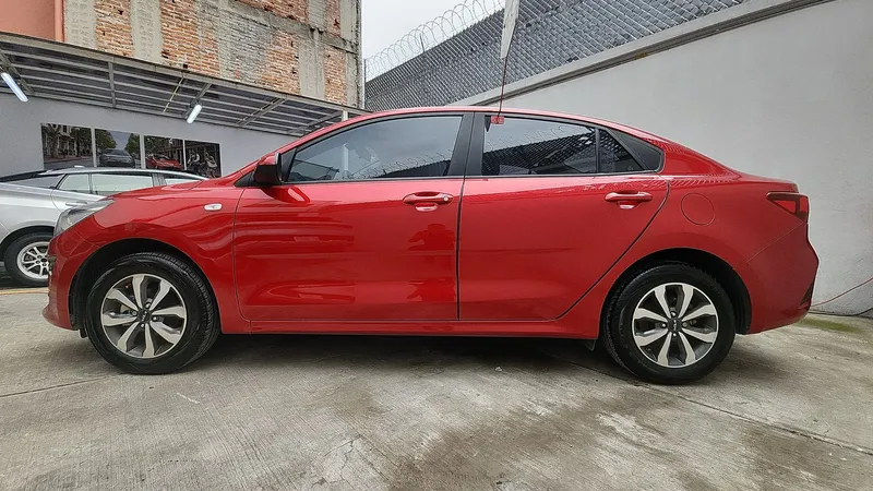 Kia Rio Sedan 2023