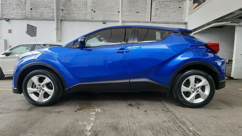 Toyota C-hr 2019