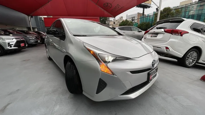 Toyota Prius 2017