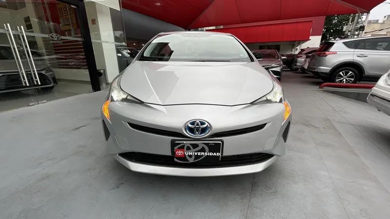Toyota Prius 2017