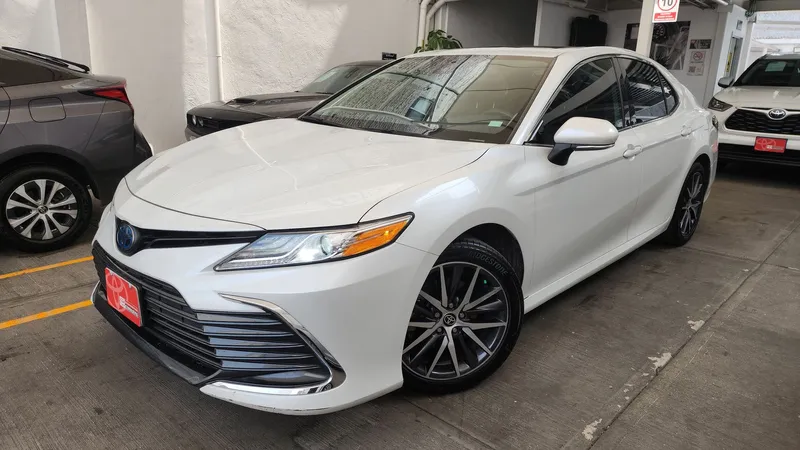 Toyota Camry 2022