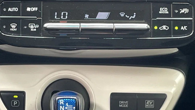 Toyota Prius 2017