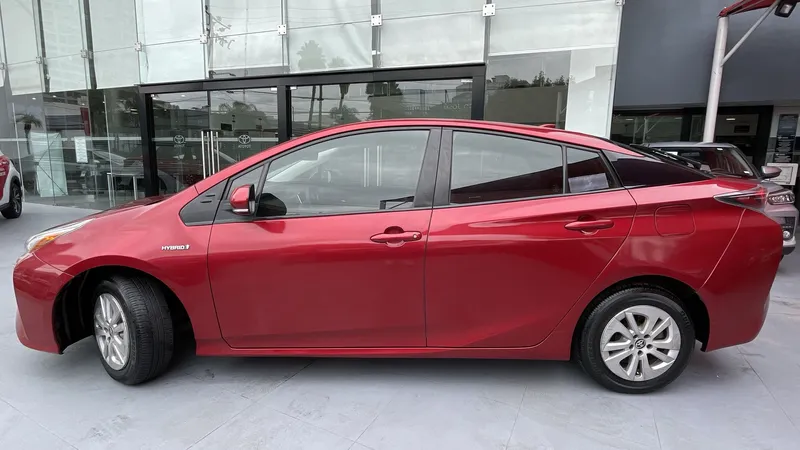 Toyota Prius 2017