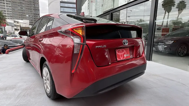 Toyota Prius 2017