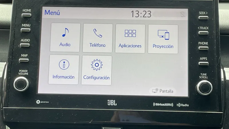 Toyota Camry 2022