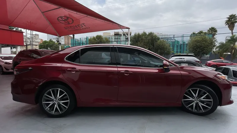 Toyota Camry 2022
