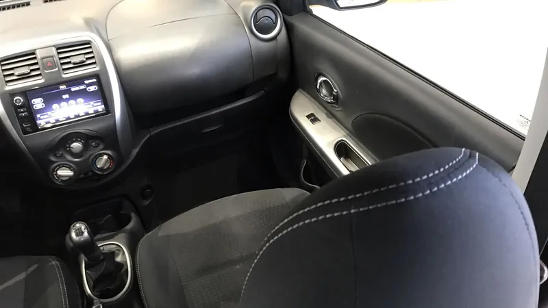 Nissan March 2020