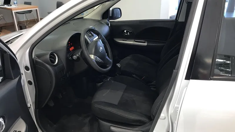 Nissan March 2020