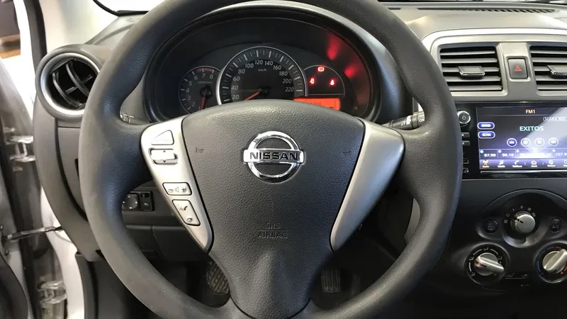 Nissan March 2020