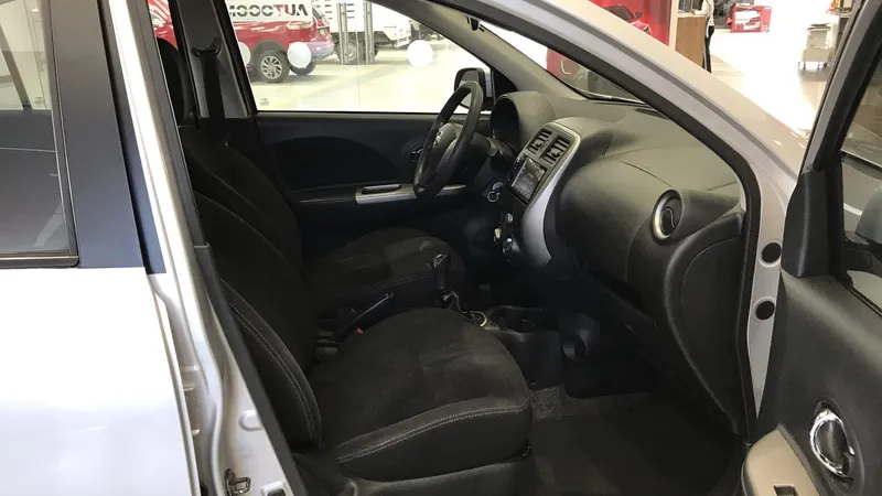 Nissan March 2020