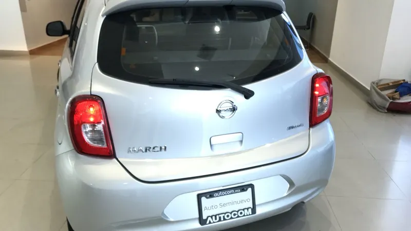 Nissan March 2020