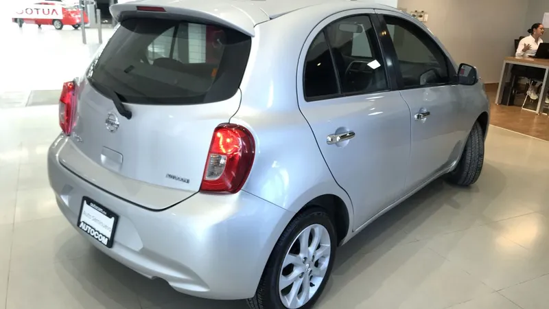 Nissan March 2020