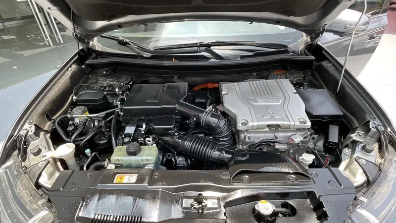 Mitsubishi Outlander Phev 2021