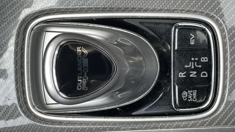 Mitsubishi Outlander Phev 2021