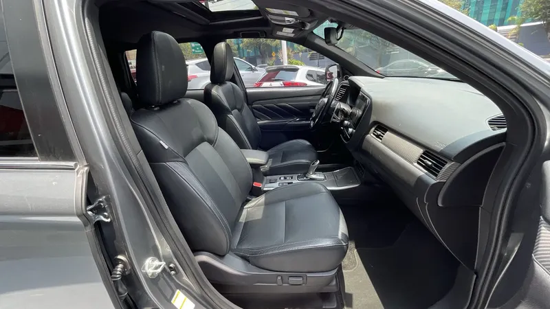 Mitsubishi Outlander Phev 2021
