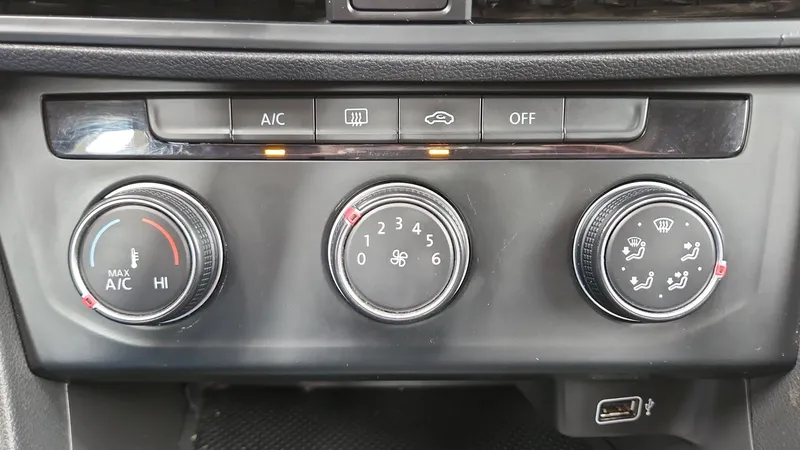 Volkswagen Jetta 2019