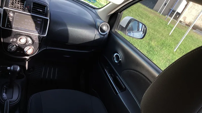 Nissan March 2023