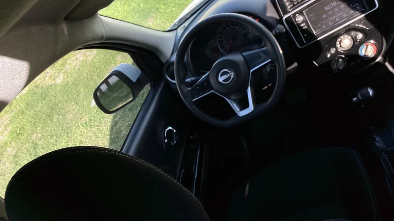 Nissan March 2023