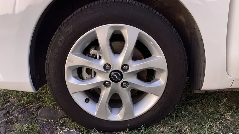 Nissan March 2023