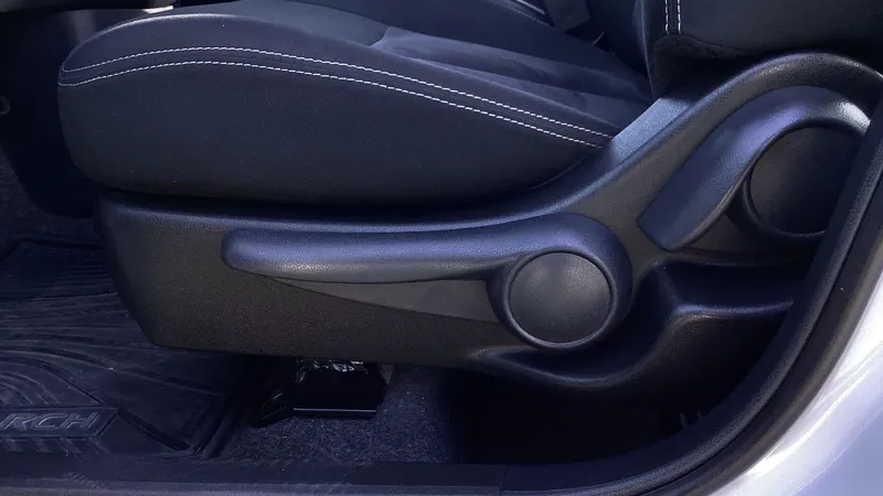Nissan March 2023