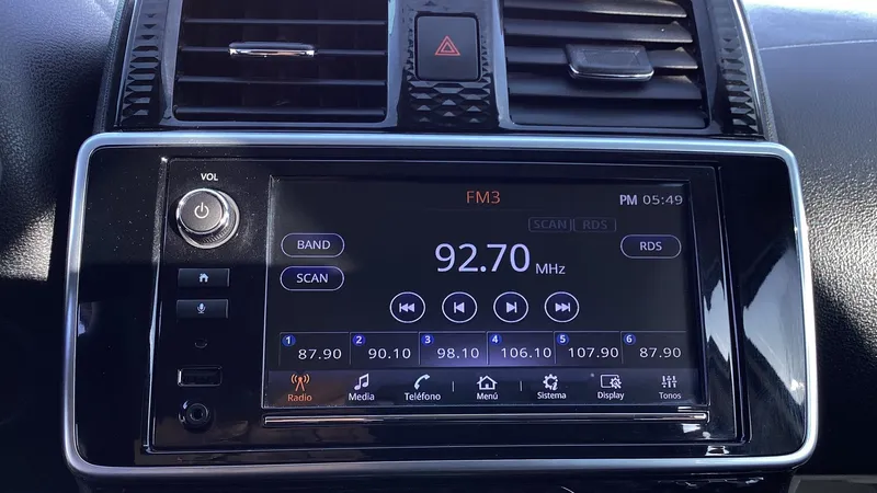 Nissan March 2023