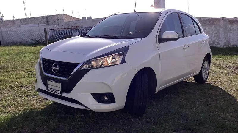 Nissan March 2023