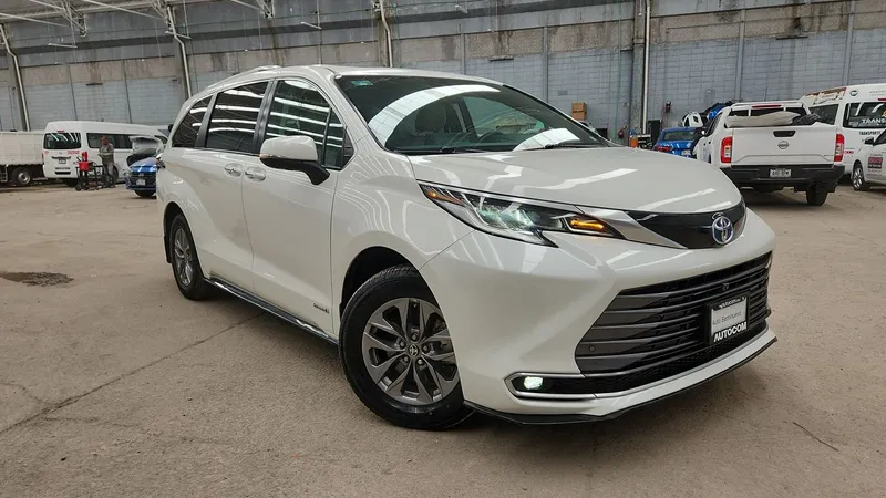 Toyota Sienna 2021