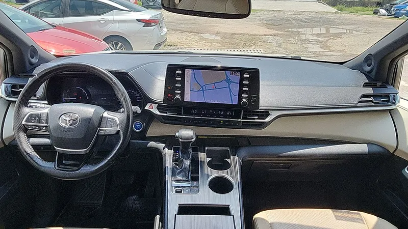 Toyota Sienna 2021