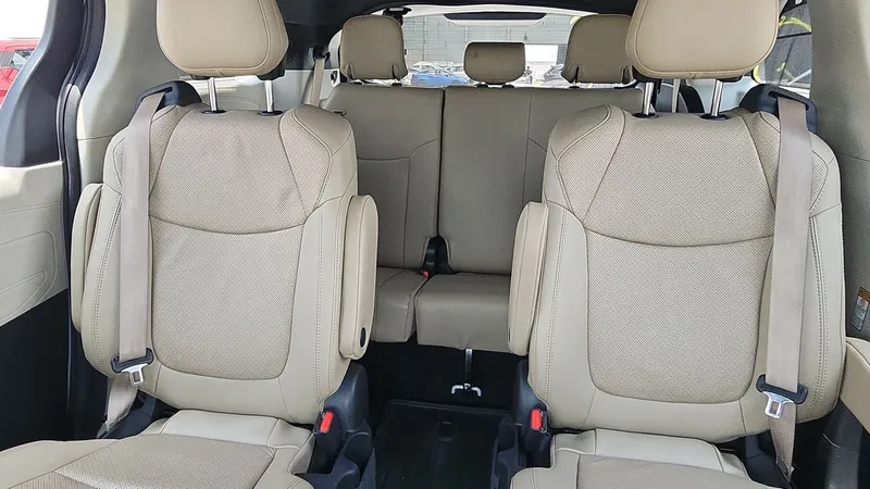 Toyota Sienna 2021