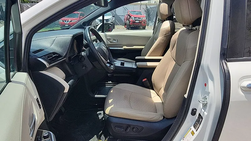 Toyota Sienna 2021