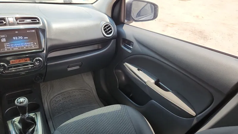 Mitsubishi Mirage G4 2023