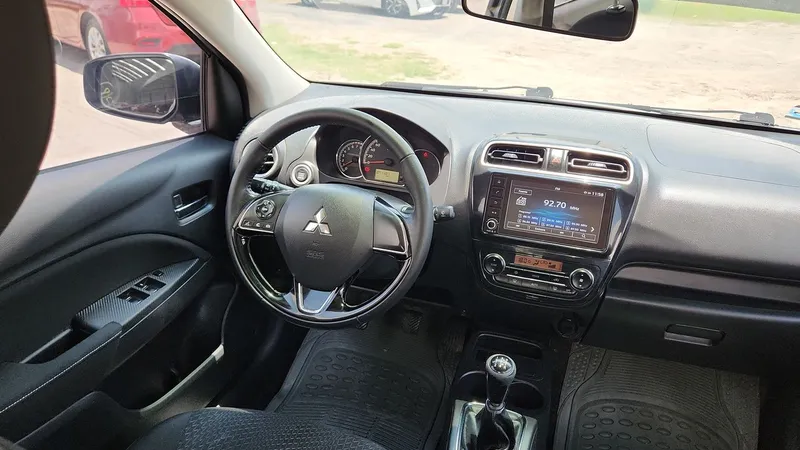 Mitsubishi Mirage G4 2023