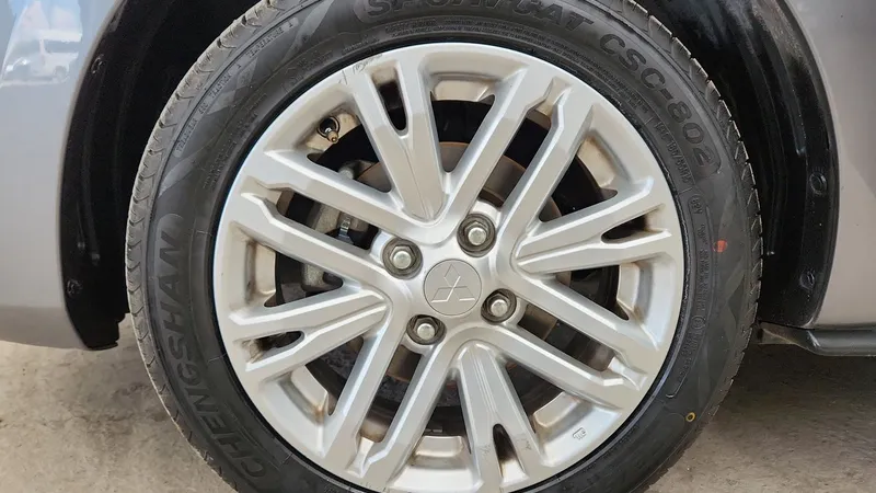 Mitsubishi Mirage G4 2023