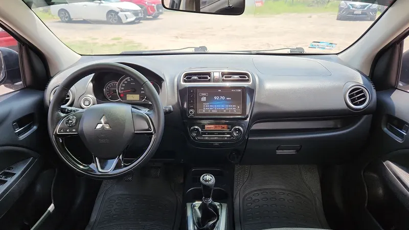 Mitsubishi Mirage G4 2023