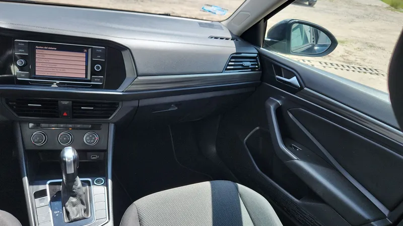 Volkswagen Jetta 2019