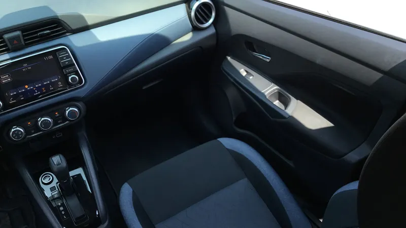 Nissan Versa 2023