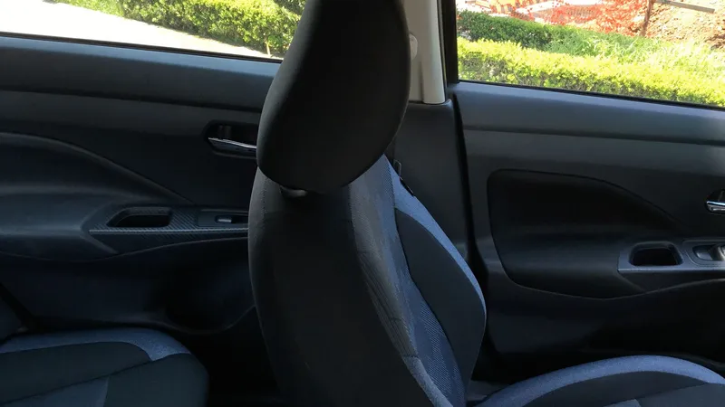 Nissan Versa 2023