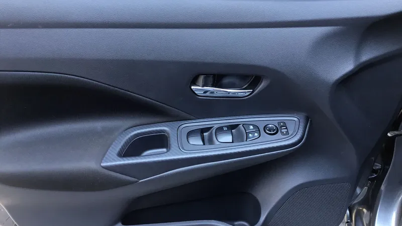 Nissan Versa 2023