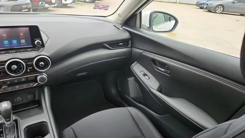 Nissan Sentra 2024