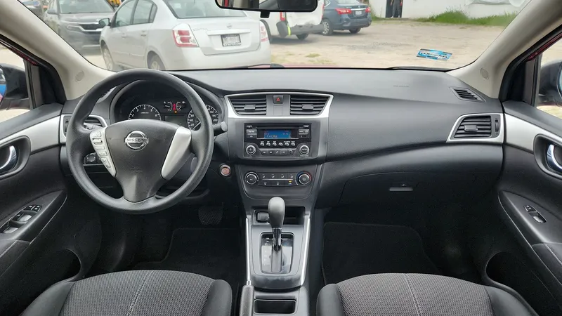 Nissan Sentra 2018