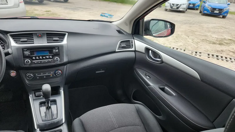 Nissan Sentra 2018