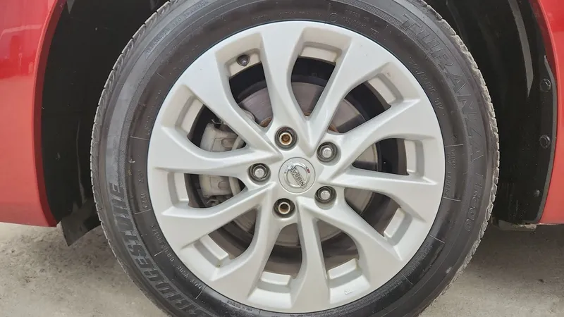 Nissan Sentra 2018