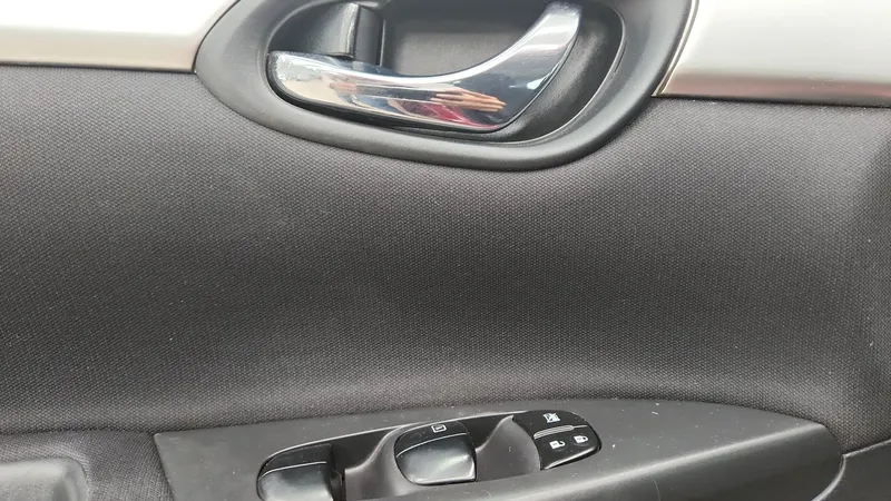 Nissan Sentra 2018