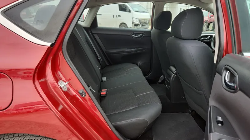 Nissan Sentra 2018