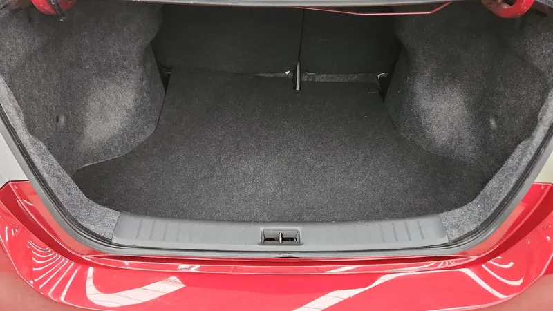 Nissan Sentra 2018